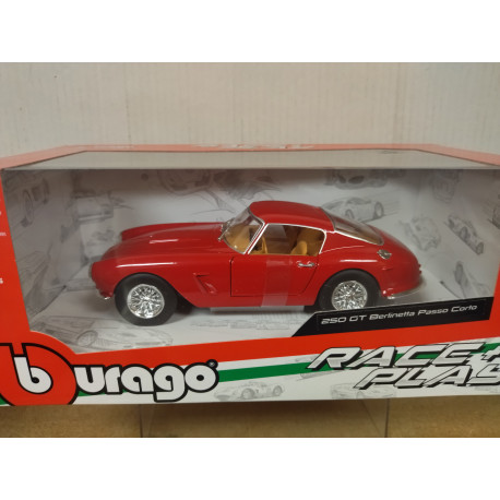 FERRARI 250 GT BERLINETTA PASSO CORTO RED 1:24 BBURAGO
