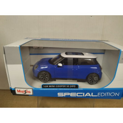 MINI COOPER SE 2001 (J01) BLUE/WHITE 1:24 MAISTO