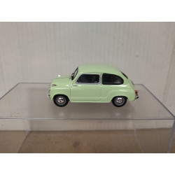 SEAT 600 1958 1-SERIE BERLINA VERDE 1:43 SALVAT SOLIDO NO BOX/DEFECT PINTURA