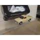 DATSUN 1300 PICKUP BEIGE + FIGURES 1:64 TOMICA LIMITED VINTAGE LV-195d