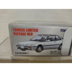 HONDA INTEGRA 3-DOOR COUPE XSi WHITE 1:64 TOMICA LIMITED VINTAGE NEO LV-N193c