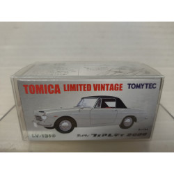 DATSUN FAIRLADY 2000 GREY 1:64 TOMICA LIMITED VINTAGE LV-131d