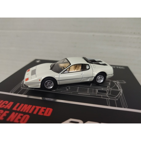 FERRARI 512 BBi WHITE 1:64 TOMICA LIMITED VINTAGE NEO