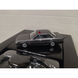 NISSAN SKYLINE 4-DOOR HT GT PASSAGE 1:64 TOMICA LIMITED VINTAGE ABUNAI DEKA TV