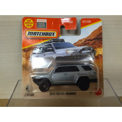 TOYOTA 4RUNNER 2019 SILVER 1:64 MATCHBOX 57/125