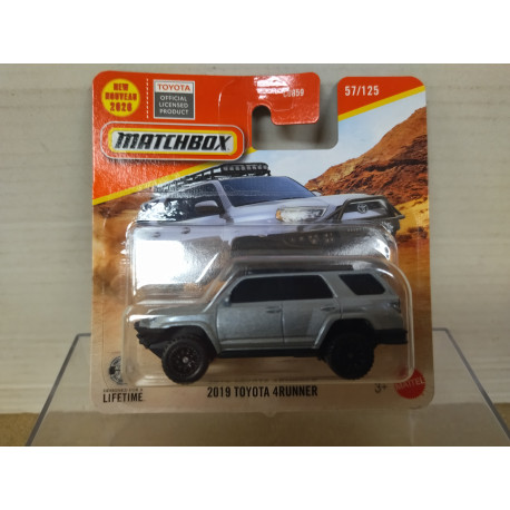 TOYOTA 4RUNNER 2019 SILVER 1:64 MATCHBOX 57/125