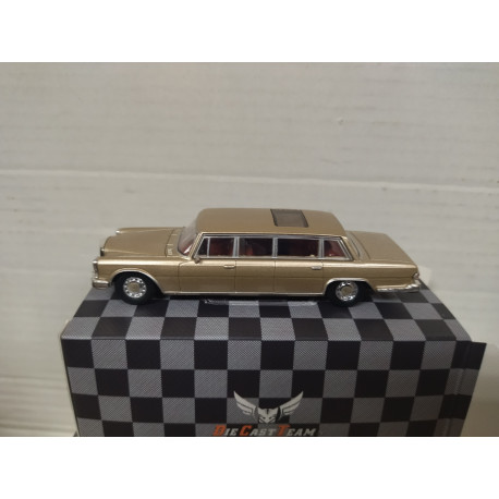 MERCEDES-BENZ W100 600 PULLMAN GOLD 1:64 DCT