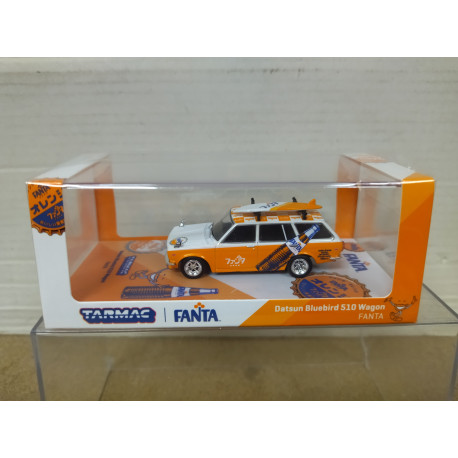 DATSUN 510 BLUEBIRD WAGON FANTA 1:64 TARMAC