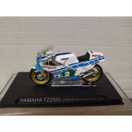 YAMAHA TZ 250L 1984 CHRISTIAN SARRON n2 MOTO/BIKE 1:24 ALTAYA IXO
