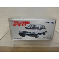 NISSAN SUNNY 1500 1:64 TOMICA LIMITED VINTAGE NEO LV-N10c