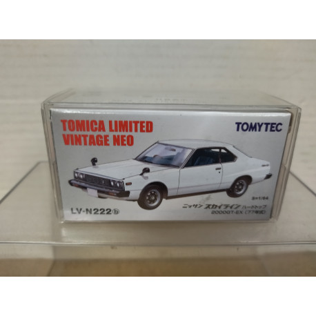 NISSAN SKYLINE HT 2000 GT-EX C10 1977 WHITE 1:64 TOMICA LIMITED VINTAGE NEO LV-N222b