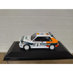 LANCIA DELTA 1993 HF INTEGRALE RALLY ACROPOLIS SAINZ 1:43 ALTAYA IXO BOX NO ORIGINAL