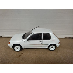 PEUGEOT 205 1.3 RALLYE 1989 WHITE 1:18 SOLIDO NO BOX