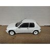 PEUGEOT 205 1.3 RALLYE 1989 WHITE 1:18 SOLIDO NO BOX