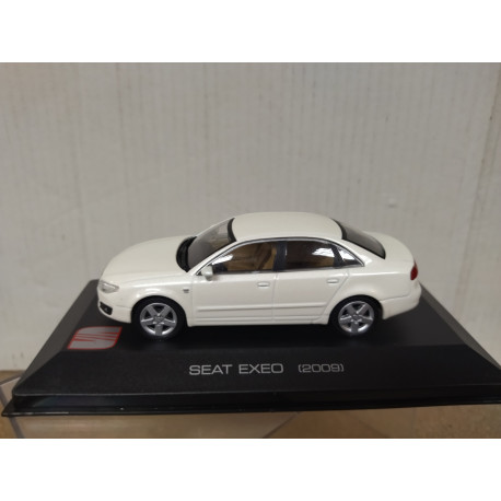 SEAT EXEO 2009 BLANCO 1:43 ALTAYA IXO