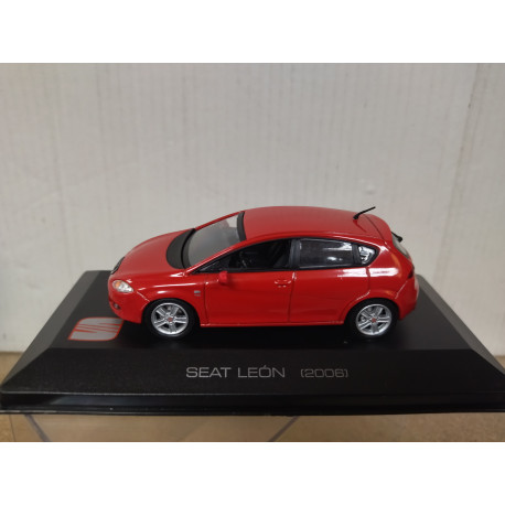 SEAT LEON 2006 ROJO 1:43 ALTAYA IXO