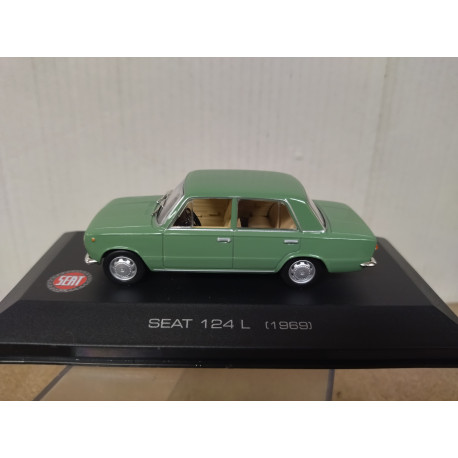 SEAT 124 L 1969 VERDE 1:43 ALTAYA IXO