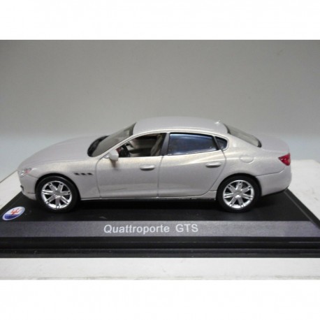 MASERATI QUATTROPORTE GTS COLLECTION MASERATI IXO 1/43