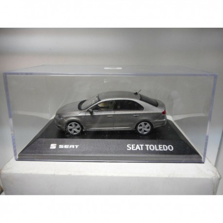 SEAT TOLEDO 4 2012-2019 ENJOYNEERING DEALER SEAT 1/43