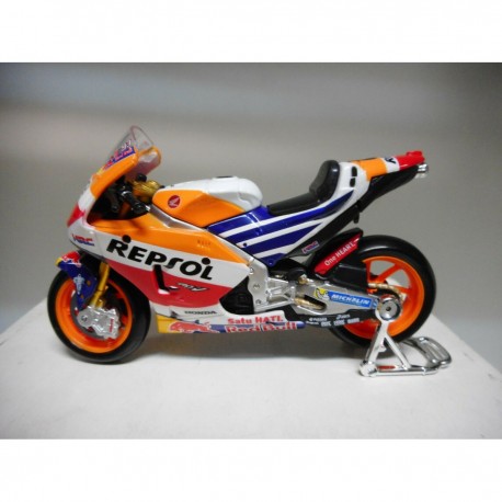 HONDA RC213V 2017 MARC MARQUEZ MOTO GP 1:18 MAISTO