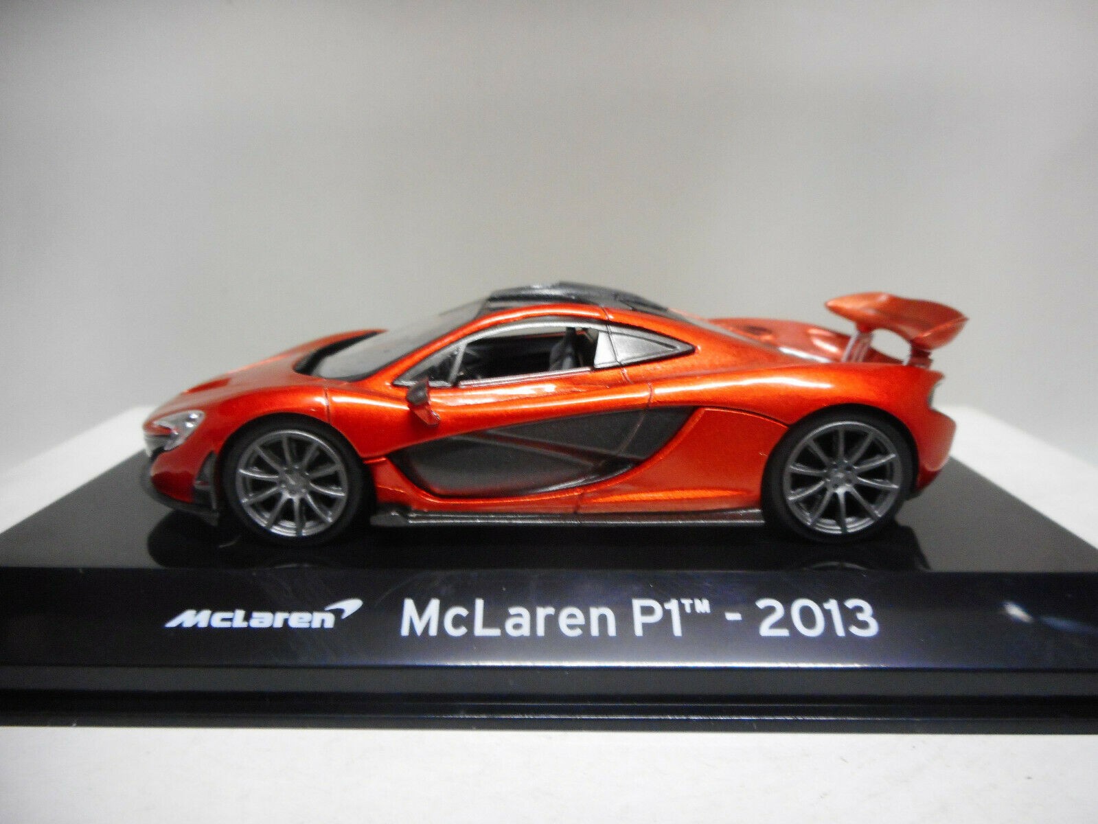 McLaren P1 2013-1:43 IXO Diecast Model Car Supercar SC3 