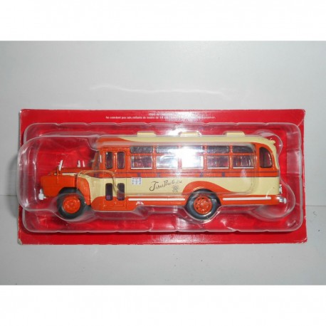 ISUZU BXD-30 AUTOBUS & AUTOCARES DEL MUNDO HACHETTE  1/43
