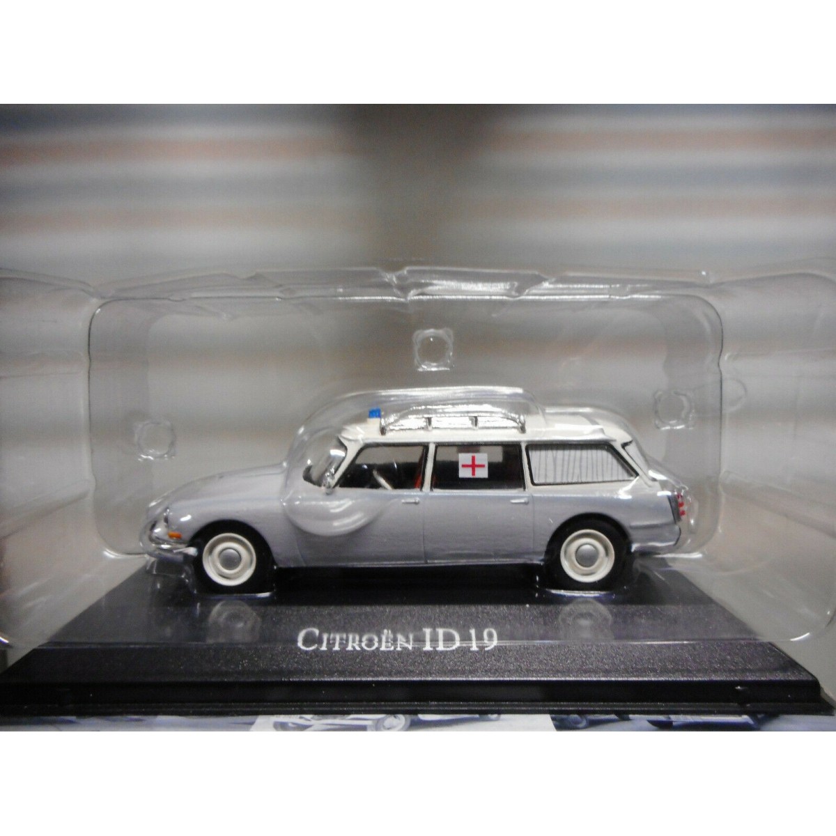 CITROEN ID 19 AMBULANCE ATLAS IXO 1:43 - BCN STOCK CARS