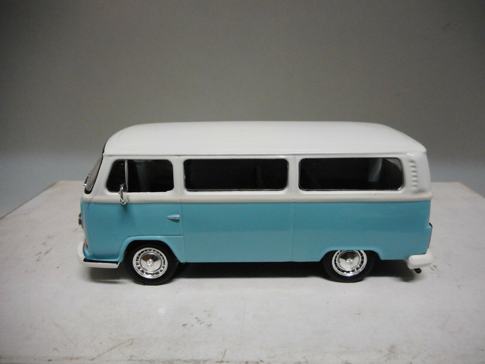 VOLKSWAGEN T2 KOMBI POLONIA CARS DEAGOSTINI IXO 1/43 - BCN STOCK CARS