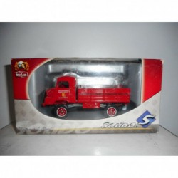 SIMCA UNIC SUMB 4X4 FIRE/POMPIERS/BOMBEROS 1:50 SOLIDO 2166 BOX ROTA