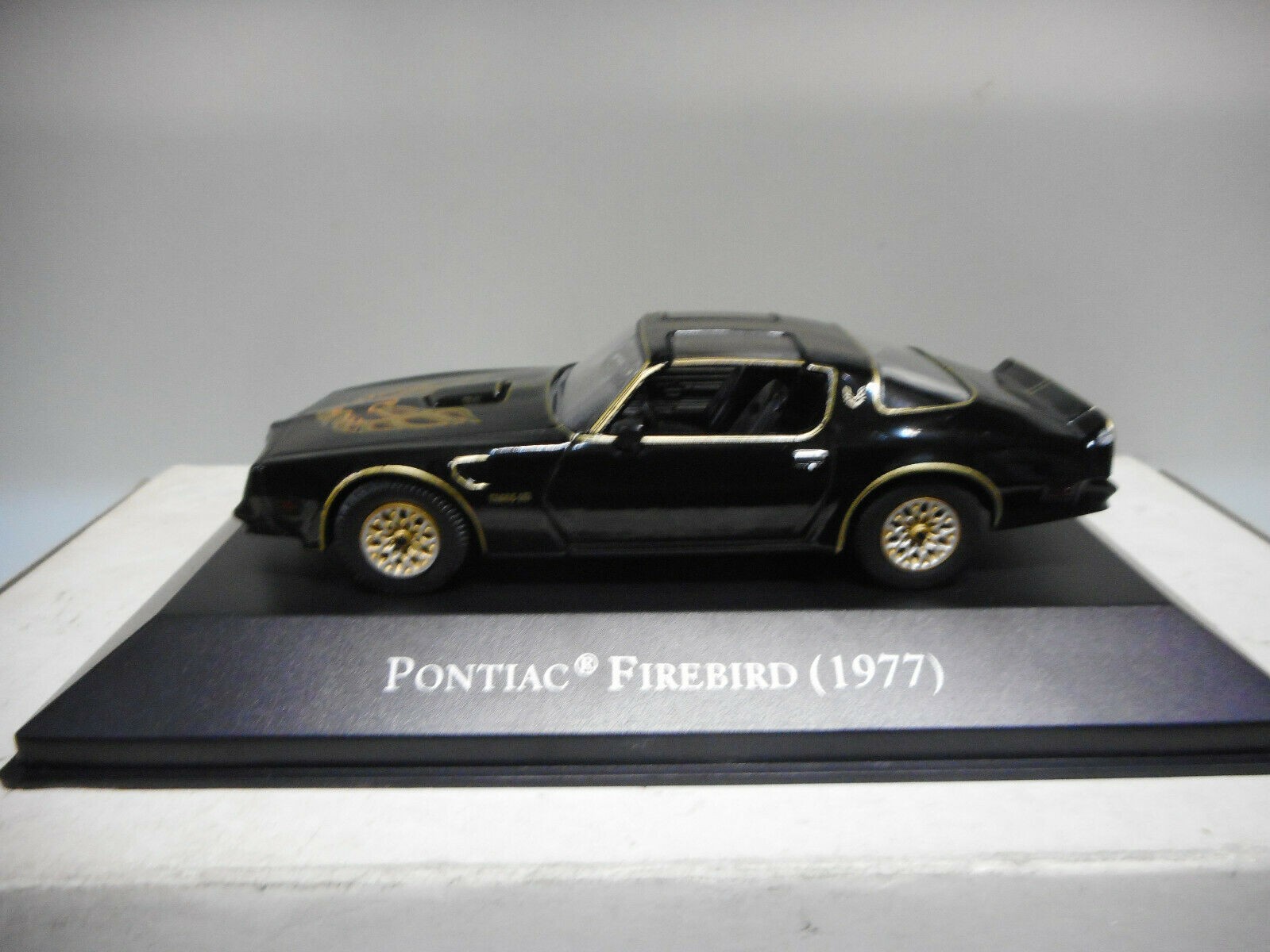 American Cars 1/43  1977 PONTIAC FIREBIRD  TRANS  AM  