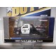 FORD F-450 TOW GRUA TRUCK 1999 POLICE, HIGHWAY JOHNNY LIGHTNING 1:64