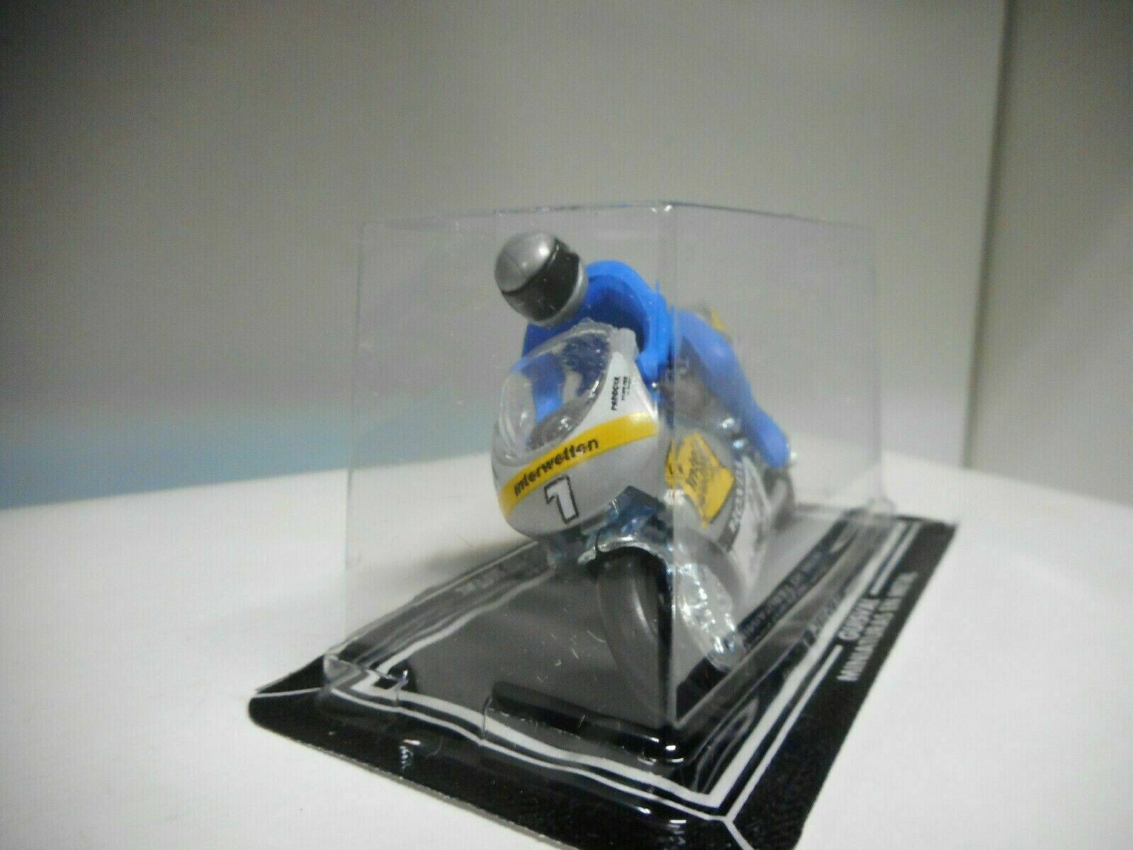 Foto 3 di 19