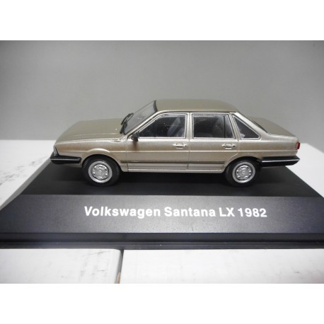 VOLKSWAGEN SANTANA LX 1982 DeAGOSTINI BRASIL IXO 1:43