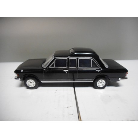 FIAT 130 PAPAMOVIL DeAGOSTINI IXO 1:43