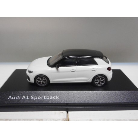 AUDI A1 SPORTBACK GLACIER WHITE I-SCALE DEALER 1:43