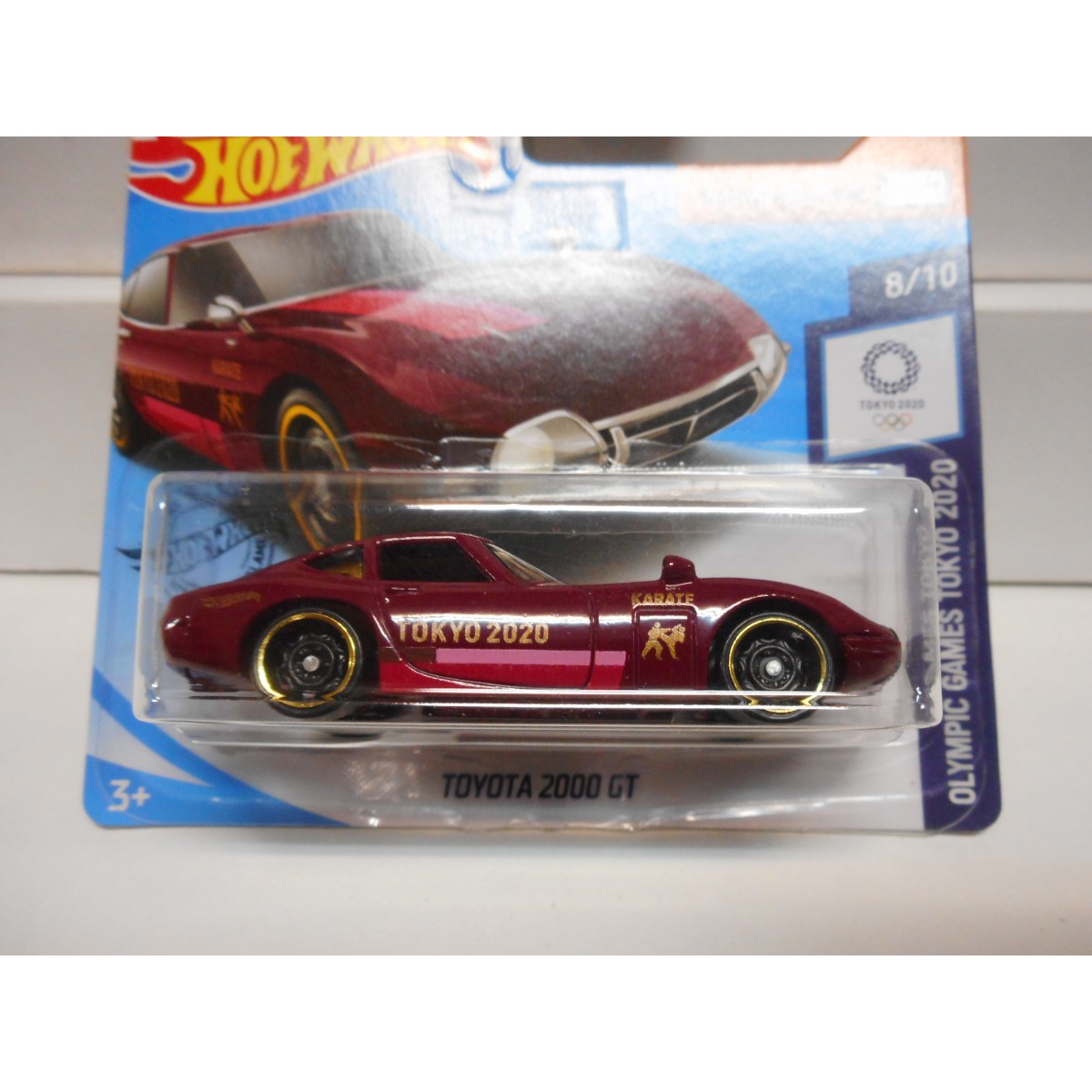 Hot Wheels Toyota 2000 GT Die-Cast Car - Tokyo Olympic Games 2020 Limited Edition (White) 1:64 Scale