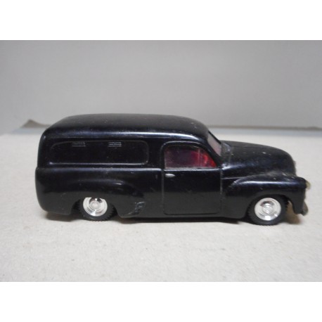 HOLDEN FJ VAN 1:43 TRAX USADO/SIN CAJA/VER FOTOS