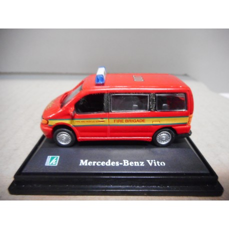 MERCEDES-BENZ VITO FIRE BRIGADE 1:72 HONGWELL