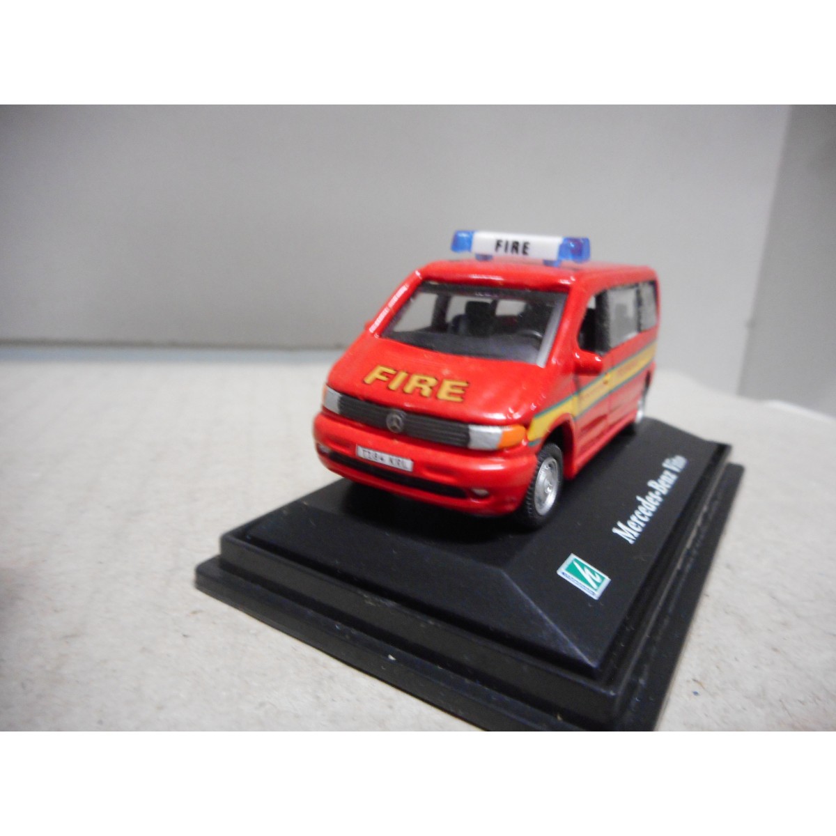 MERCEDES-BENZ VITO FIRE BRIGADE 1:72 HONGWELL - BCN STOCK CARS