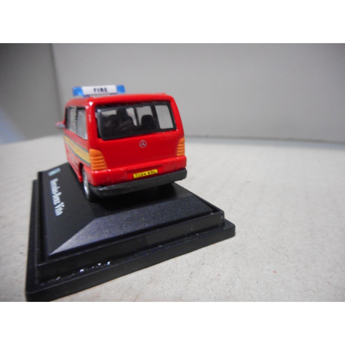 HONGWELL 1/72 Mercedes Vito ① 8台 HONGWELL 1/72 Mercedes Vito ① 8台 - メルカリ