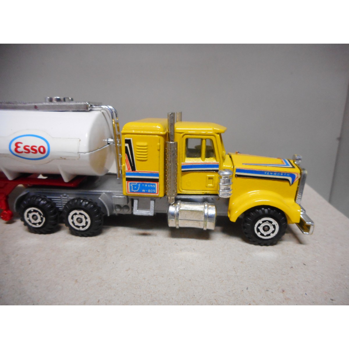 Camion Citerne Esso Majorette - Années 60 - Vintage Italie - Fer