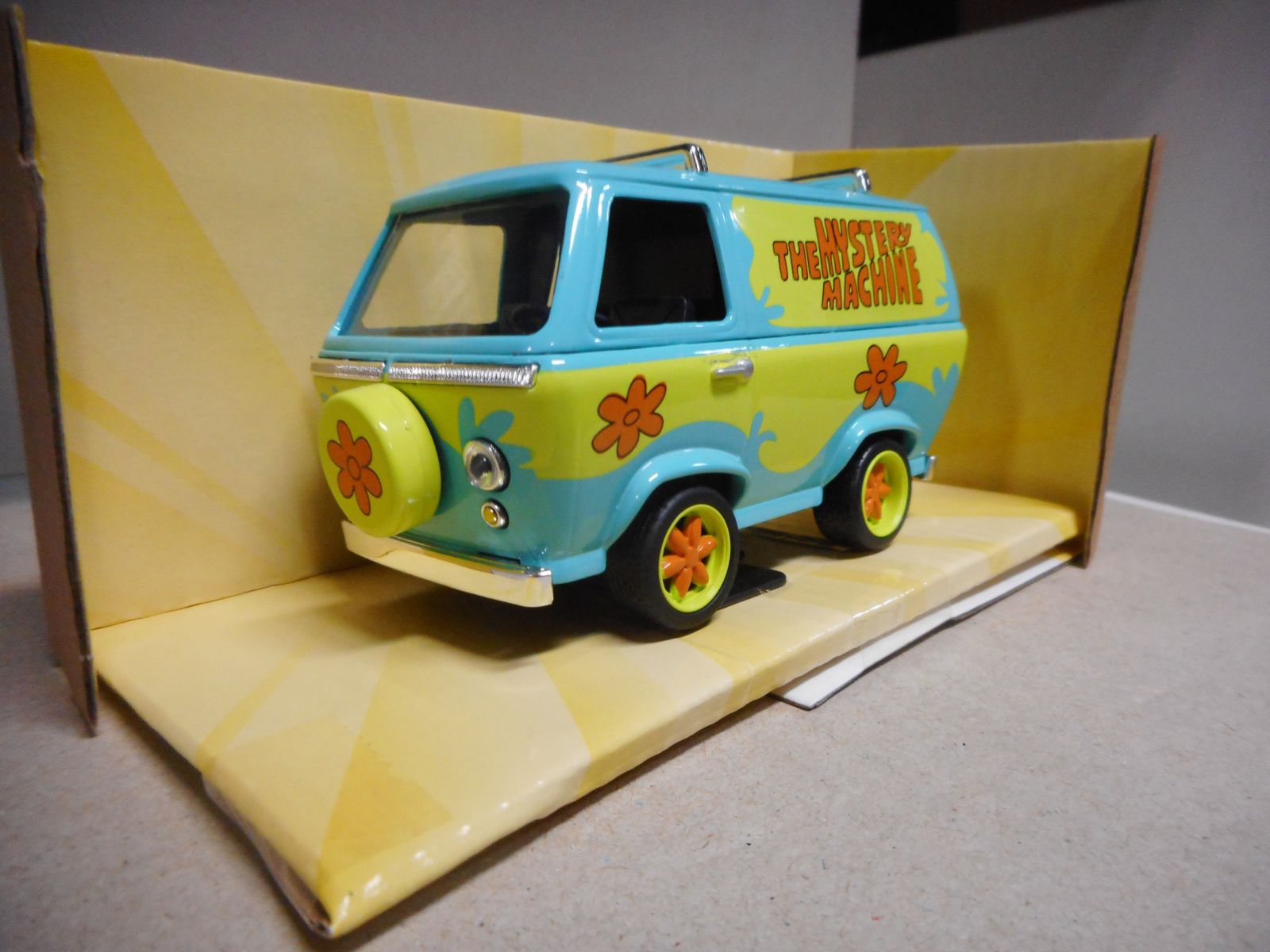 HOLLYWOOD CARS ECTO-I,SCOOBY-DOO,TIME MACHINE,KITTCHOOSE/CHOOSE JADA  1:32 | eBay