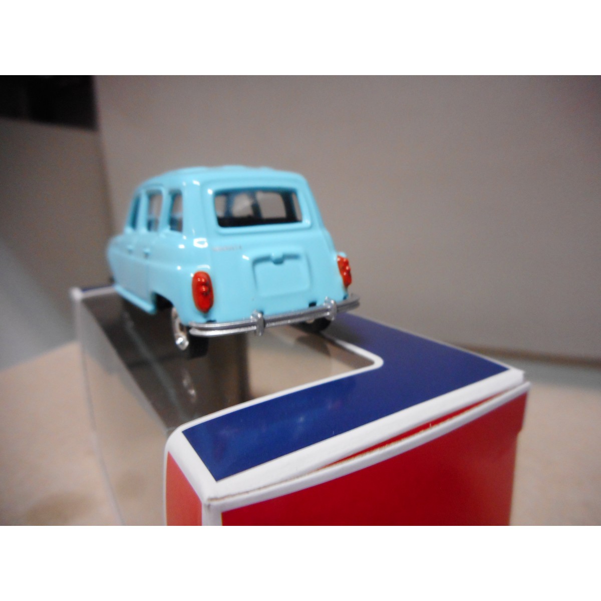 RENAULT 4L BLEUE 1964 Norev 1/54 Sans Boite EUR 6,60 - FR