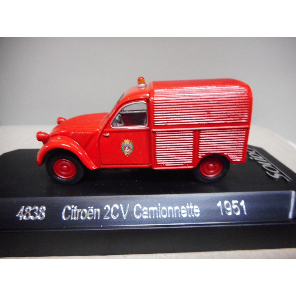 MINIALUXE PARIS Citroen 2CV Camionnette 1:43 ref: 38-2 RARE 500 pcs