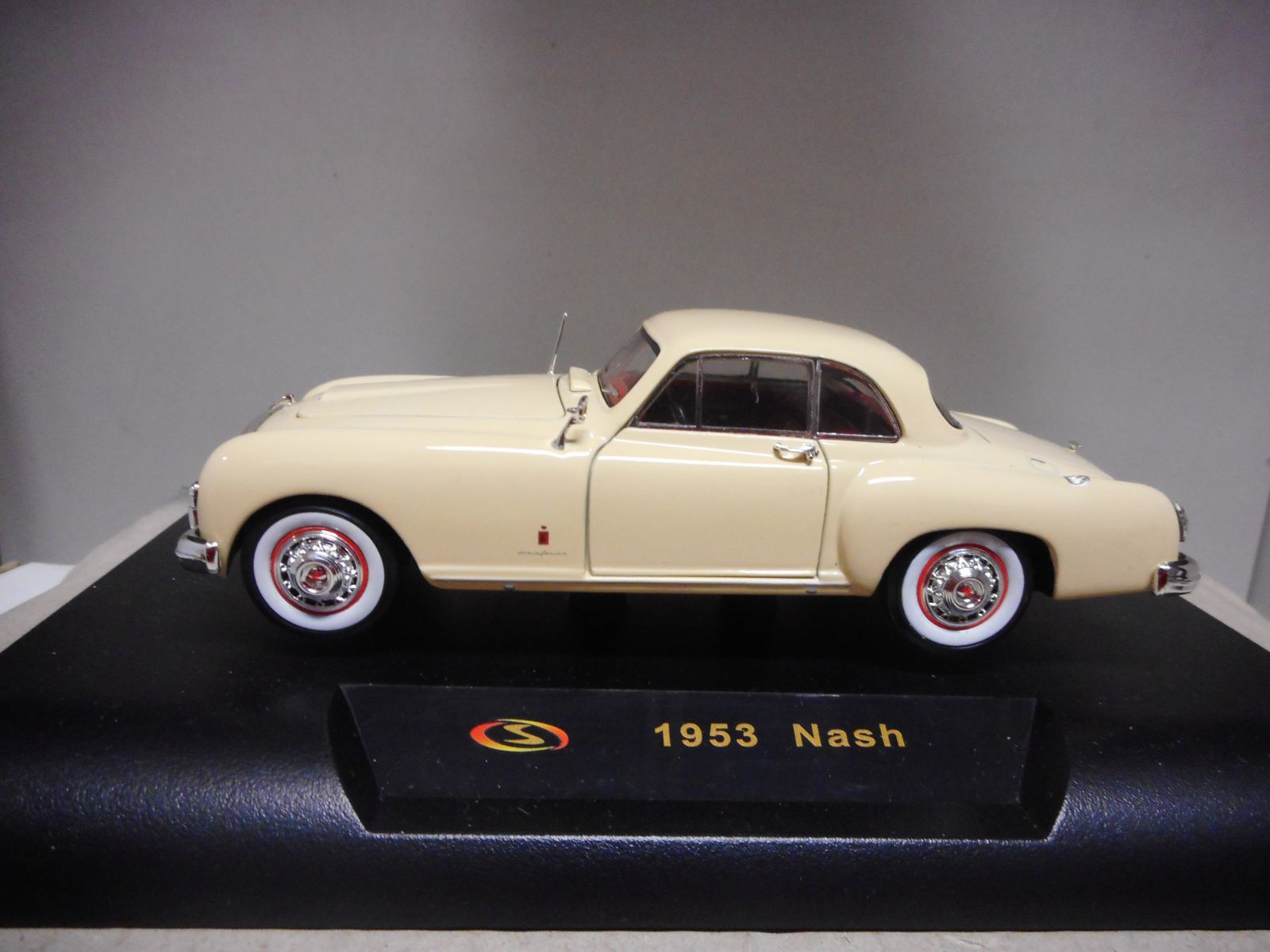 Amazon.co.jp: 絶版 Signature Models 1/32 1953 Nash Healey