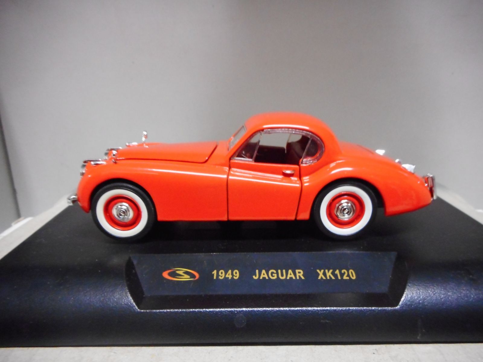 jaguar-xk120-1949-signature-