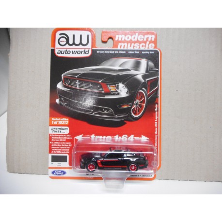 FORD MUSTANG BOSS 302 LAGUNA SECA 1:64 AUTO WORLD