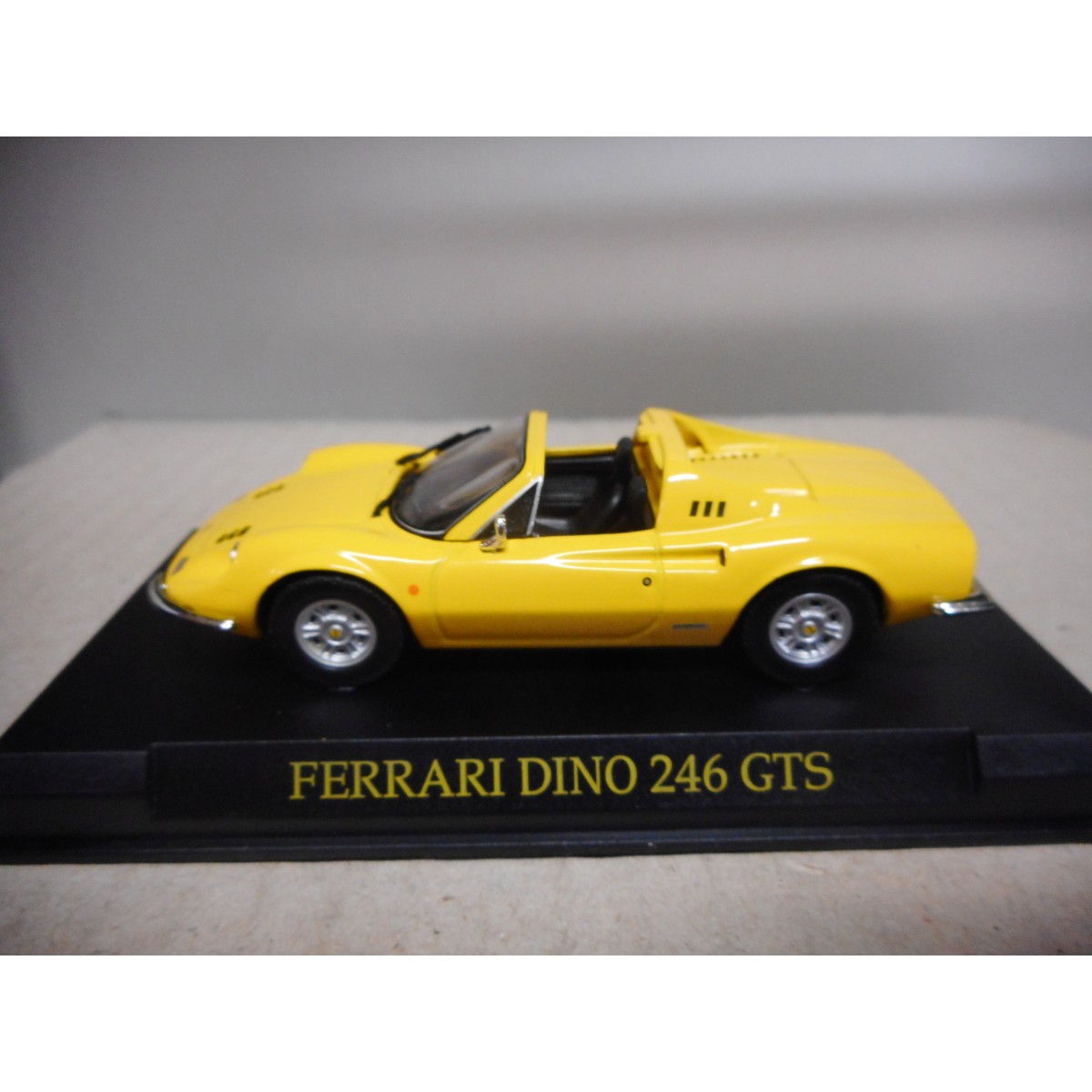 Miniature Norev 1/43 - Ferrari Dino 246 GTS Bleue Compétition N°148 - Jouet Collection