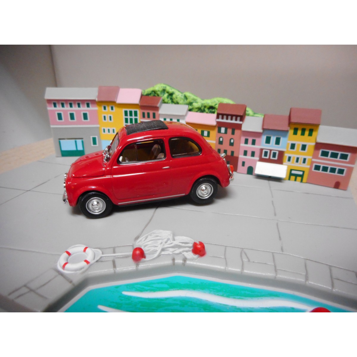 FIAT NUOVA 500 F STORY DIORAMA HACHETTE 143 BCN STOCK CARS