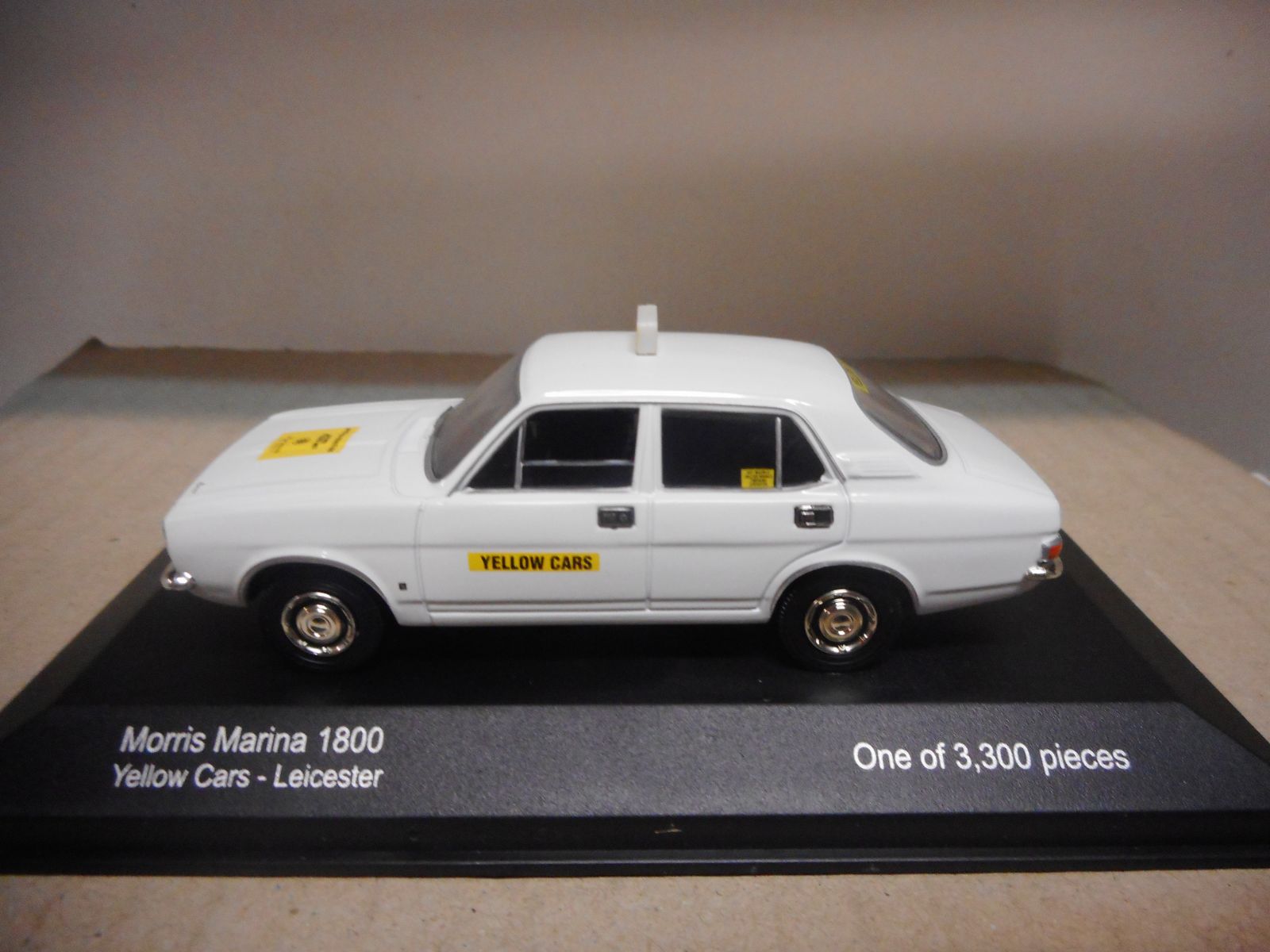 morris-marina-1800-taxi-yellow